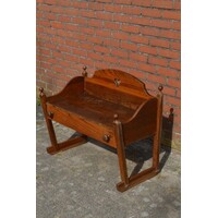 thumb-Donker eiken kastje op sledelatten-2