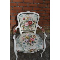 thumb-Louis XV barok fauteuil met bloemenprint-5