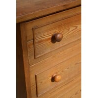 thumb-Geleefd grenen commode kastje met houten knoppen-7