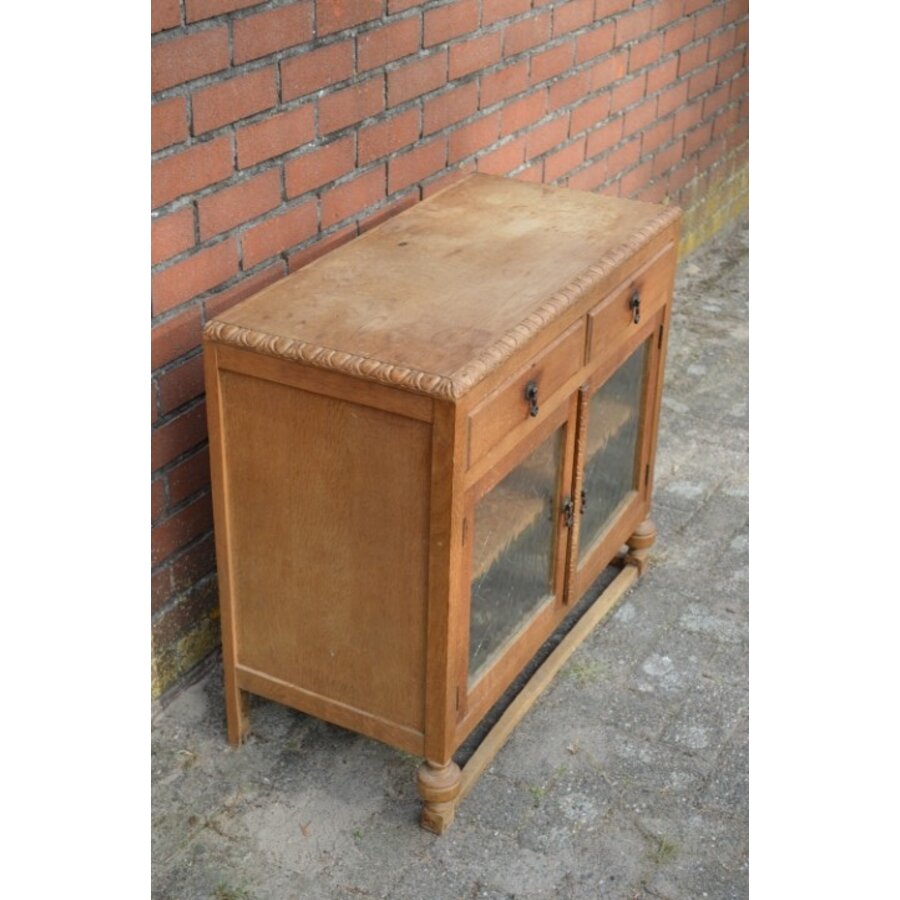 Eiken theekastje met glazen deurtjes-3
