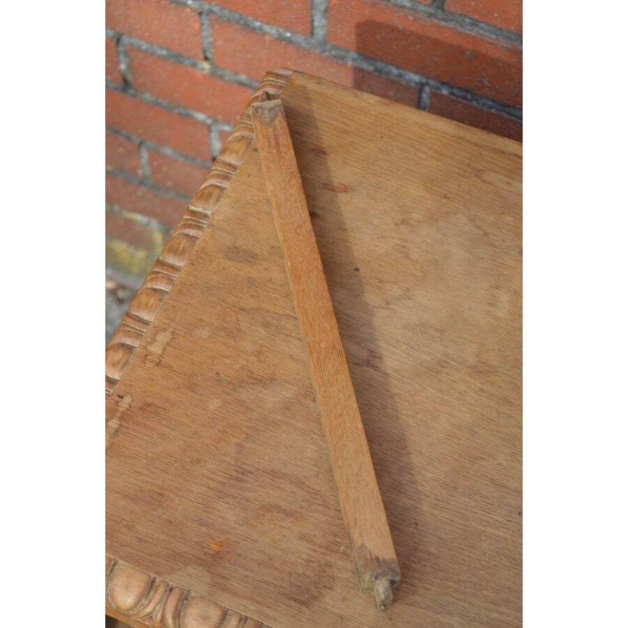 Eiken theekastje met glazen deurtjes-6
