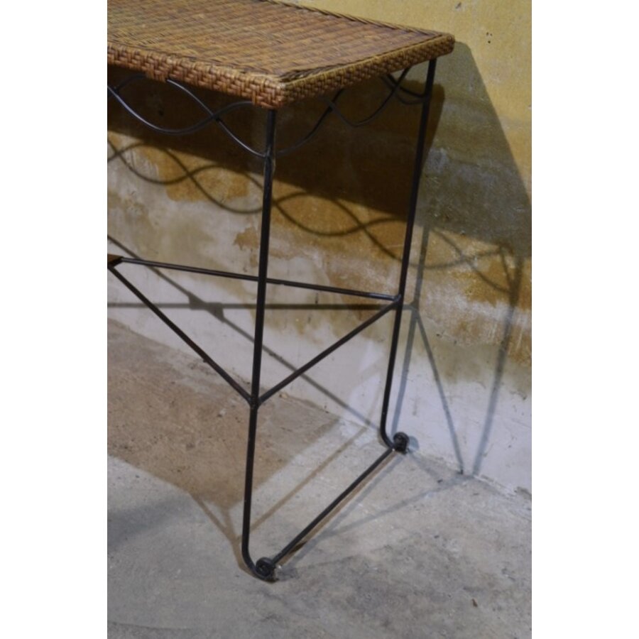 Vintage rotan sidetable met smeedijzer-3