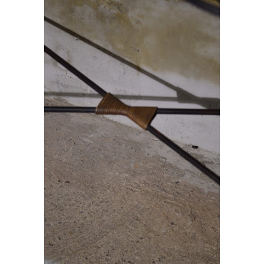 Vintage rotan sidetable met smeedijzer-4