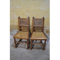 thumb-Mechelse eiken stoelen met leeuwenkoppen-1