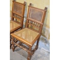 thumb-Mechelse eiken stoelen met leeuwenkoppen-2
