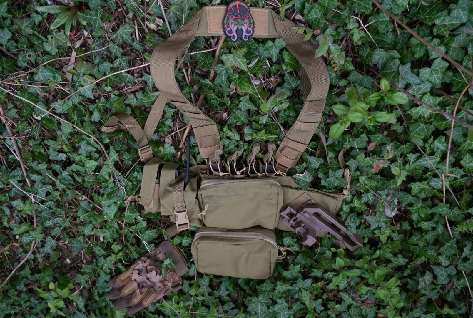 Stalker Modular Chest Rig (NIR - Near Infrared) - Skirmshop Ireland LTD