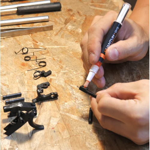 4UAD 4UANTUM SMOOTH LUBRICANT BRUSH PEN 4UAD 4UANTUM SMOOTH LUBRICANT BRUSH PEN