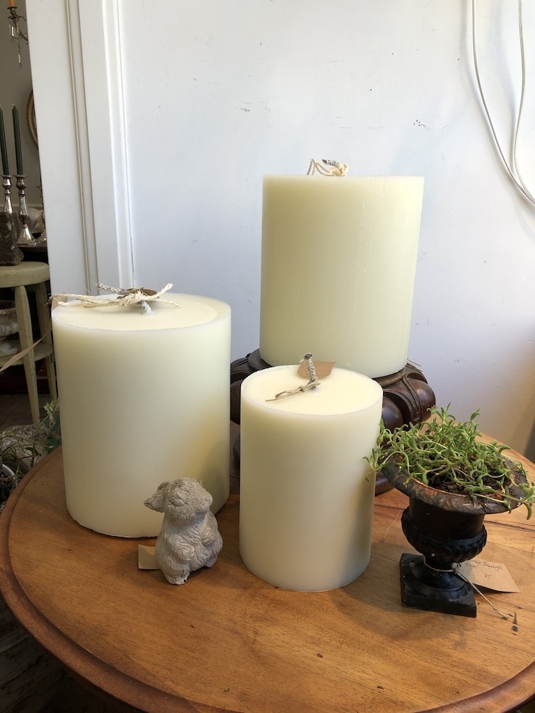 Out door candles in twee  sizes,  L and XL