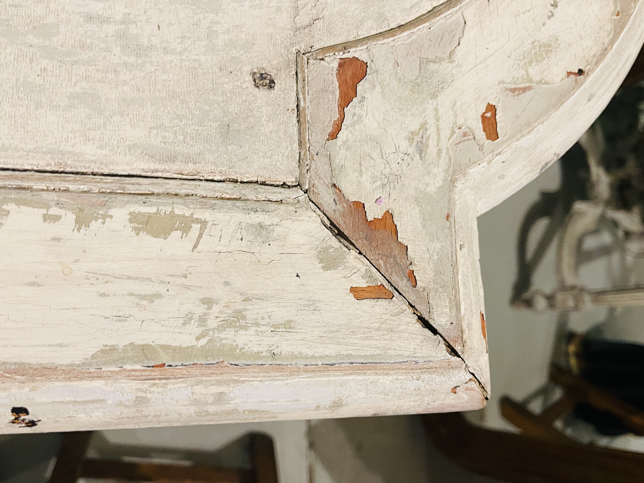 Antique French table with cross between the legs