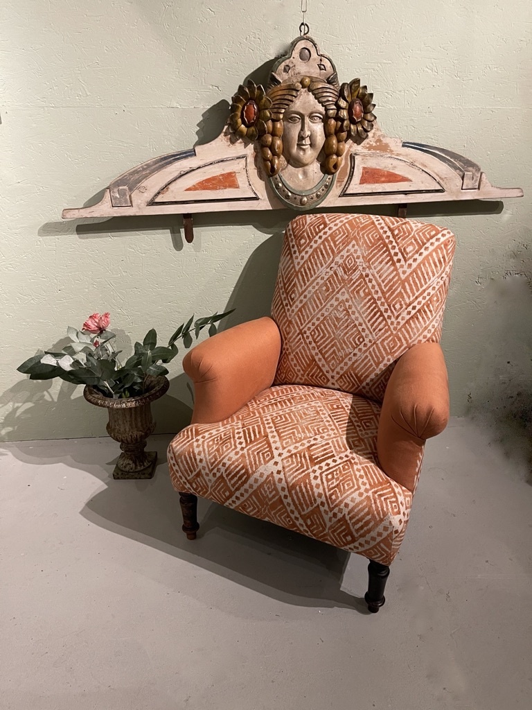 Antique ladies chair
