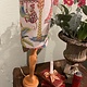 Vintage lampje met lampenkapje met blije aapjes