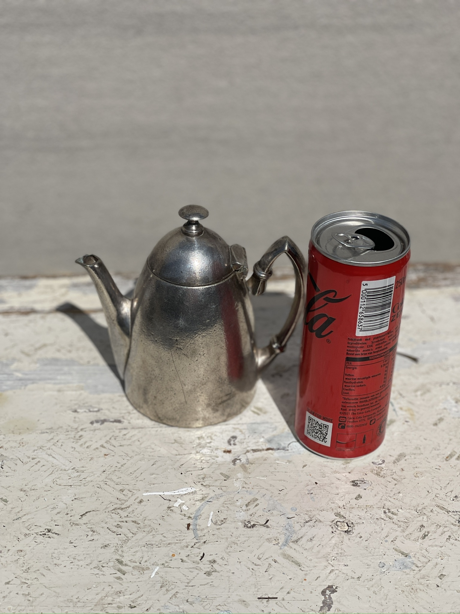 Hotel silver tea pot, for one