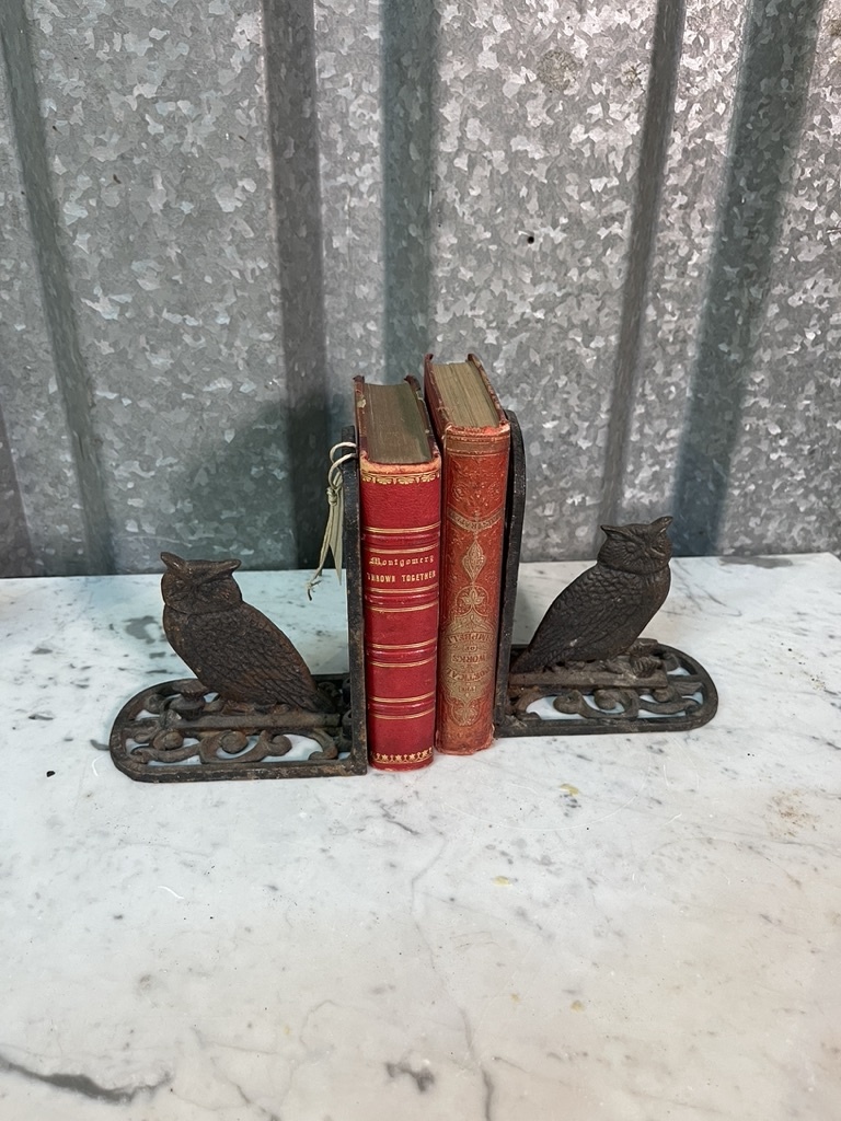 Vintage bookends with little owls
