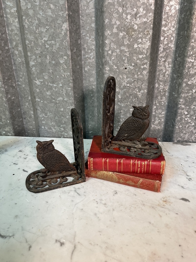 Vintage bookends with little owls