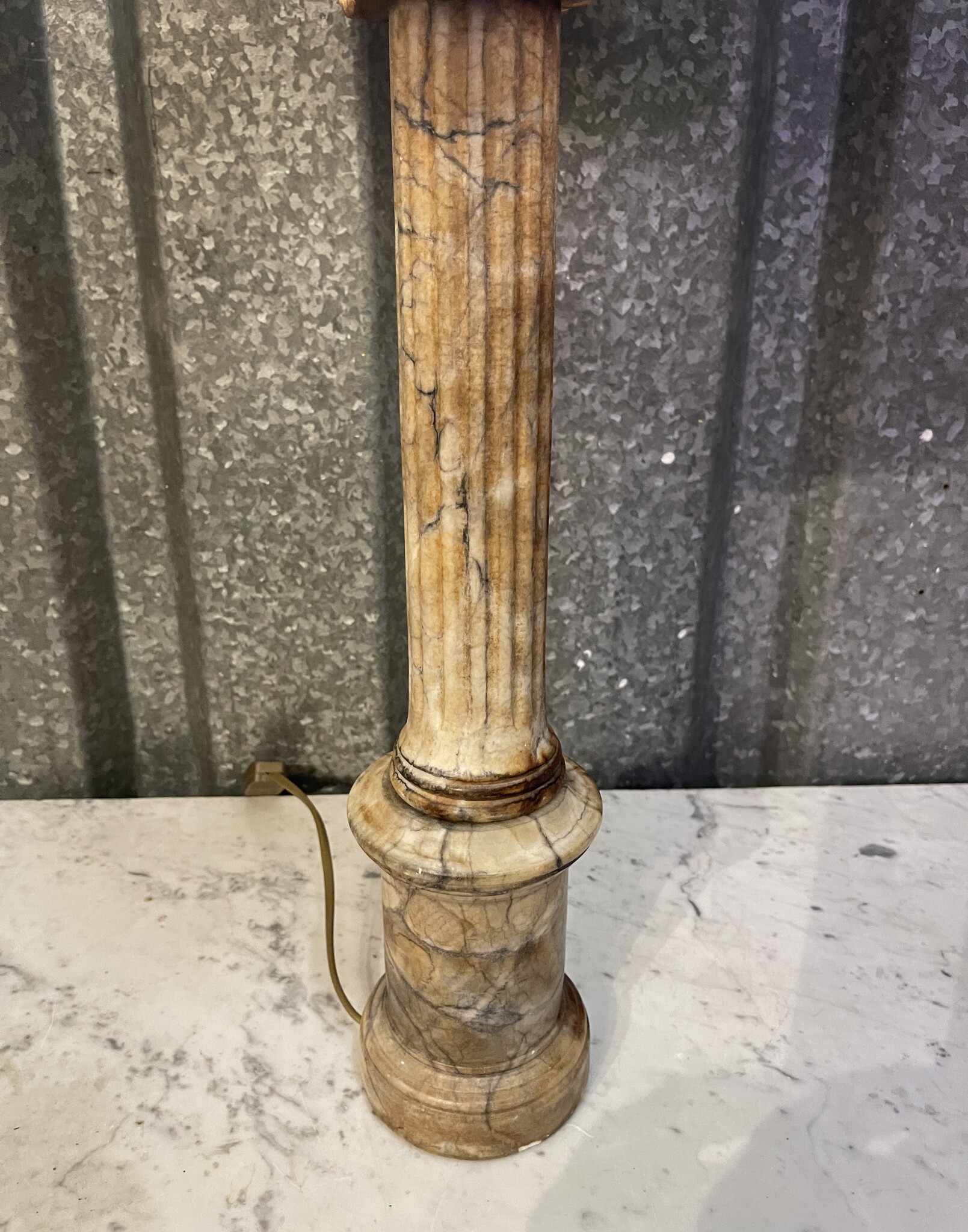 Mooie vintage marmeren lamp met of zonder kap