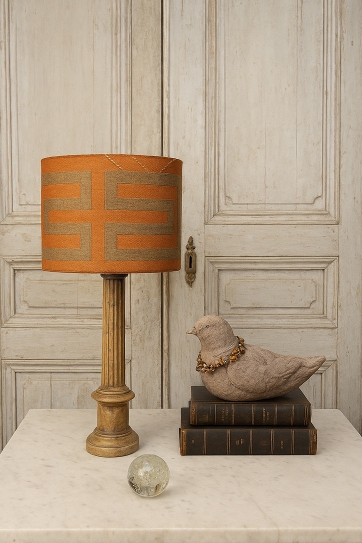 Magnificent Marble lamp with or without shade