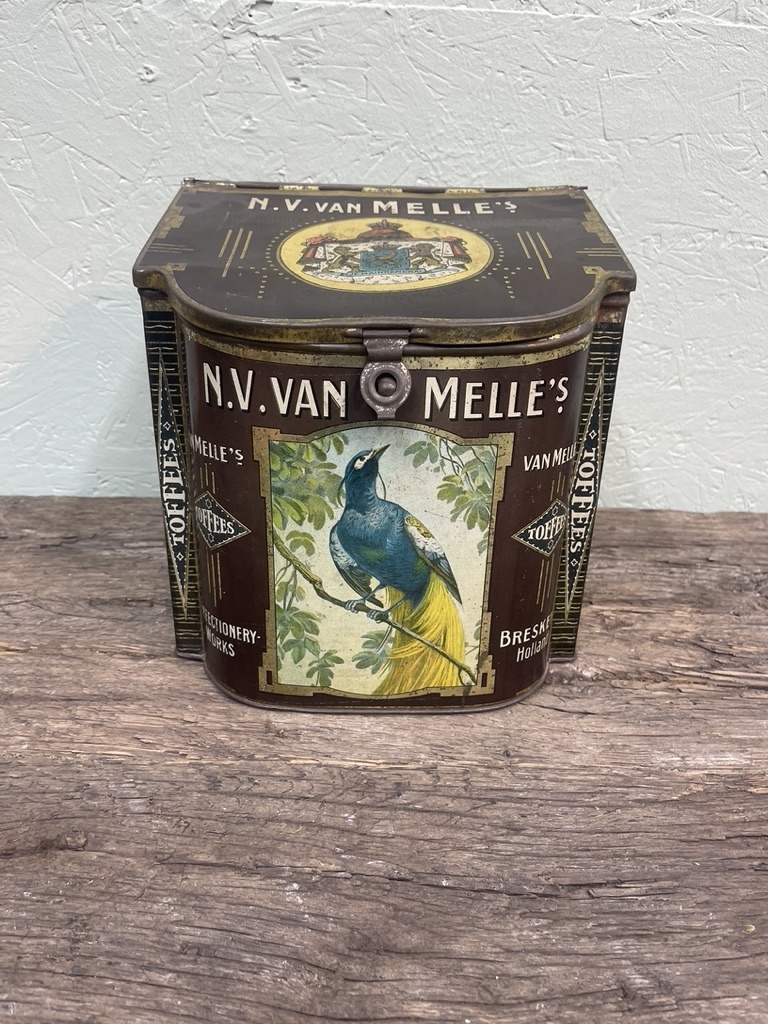 Antique van Melle grocery's tin for toffees