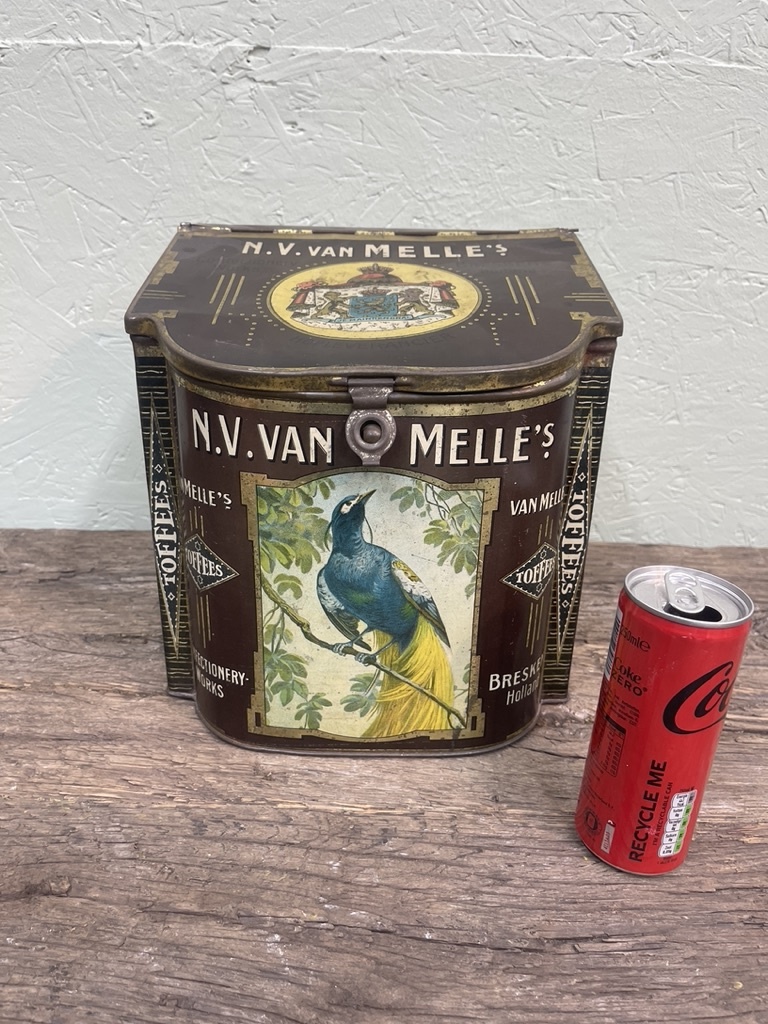 Antique van Melle grocery's tin for toffees