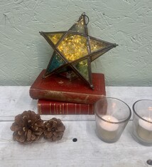 * Te laat, verkocht * Gekleurde ster