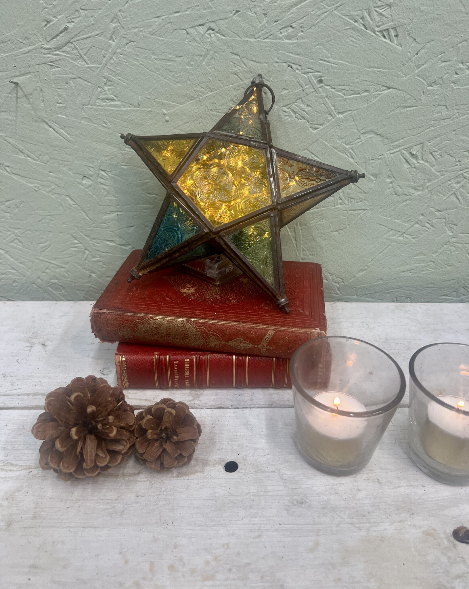 Lovely vintage star with different colours glass