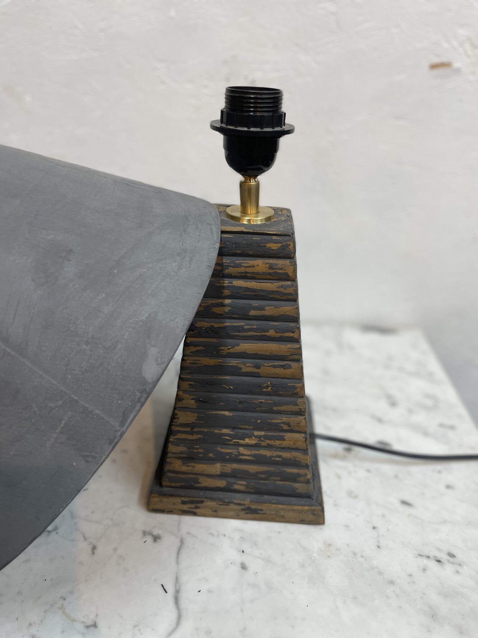 Vintage lampje met beschilderde kap