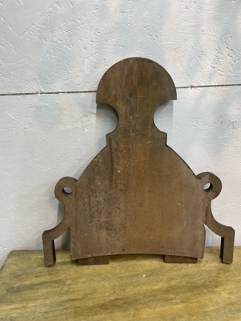 Antiek handgesneden ornament