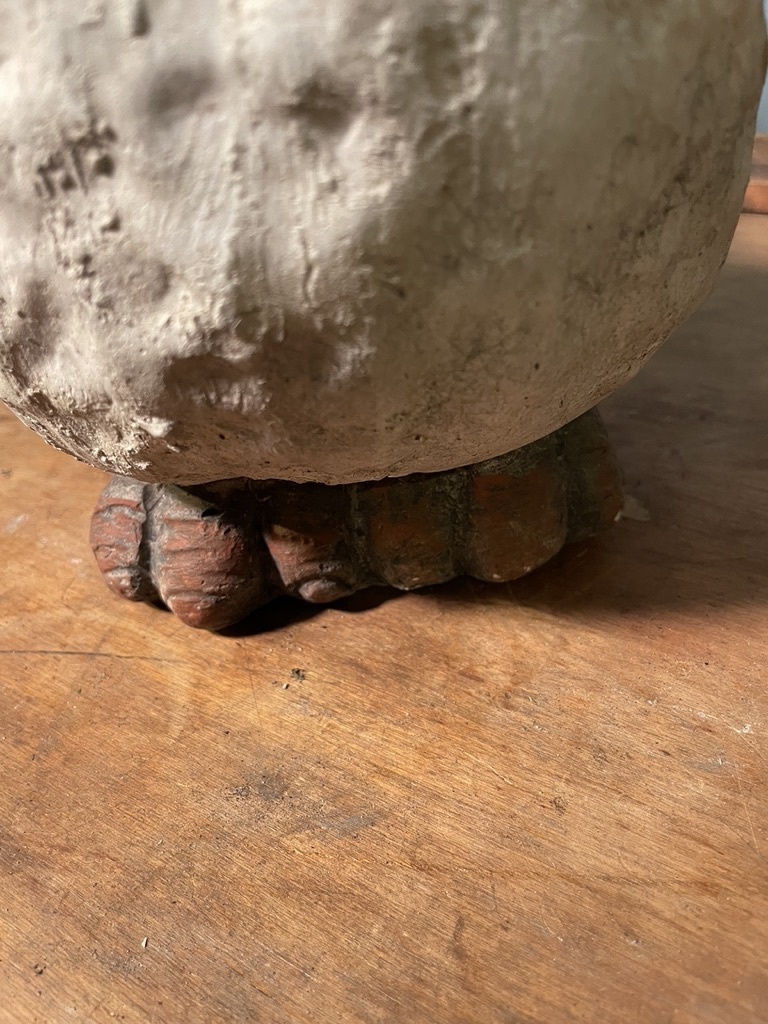 Vintage garden statue, white rooster with large feet