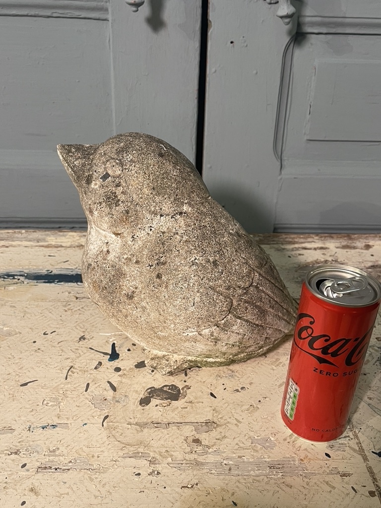 Sweet vintage garden statue,  little oversized bird