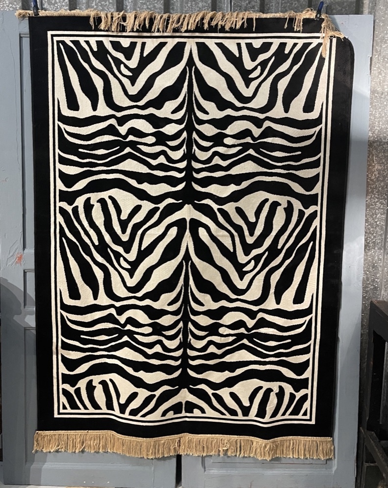 Zebra vloerkleed met franje