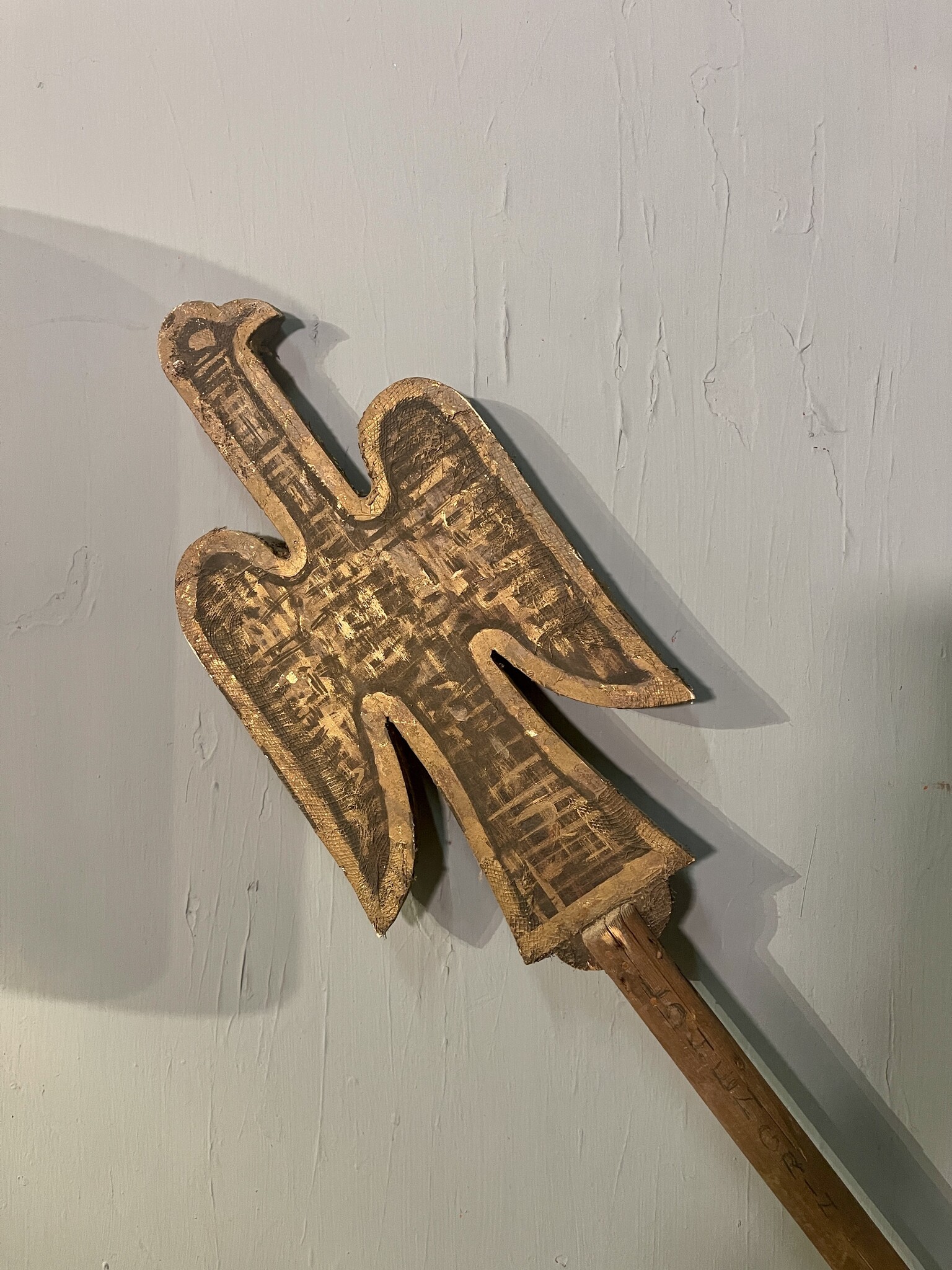 Old stage props, a bird
