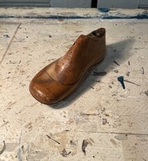 MOVING OUT SALE - Small feet