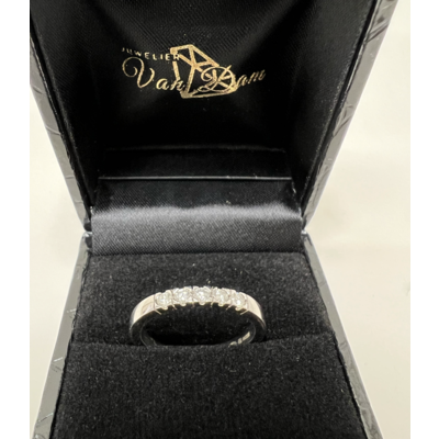Wit Gouden ring 5x 0,05crt Wit Gouden ring 5x 0,05crt