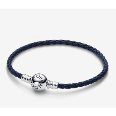 Pandora Pandora Moments Round Clasp Blue Braided Leather Bracelet 592790C01-S2 Pandora Pandora Moments Round Clasp Blue Braided Leather Bracelet 592790C01-S2