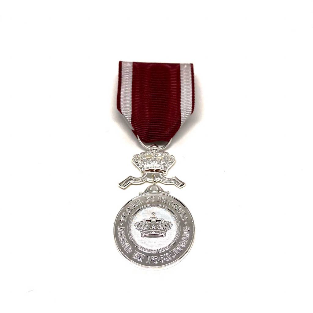 Zilveren medaille in de Kroonorde