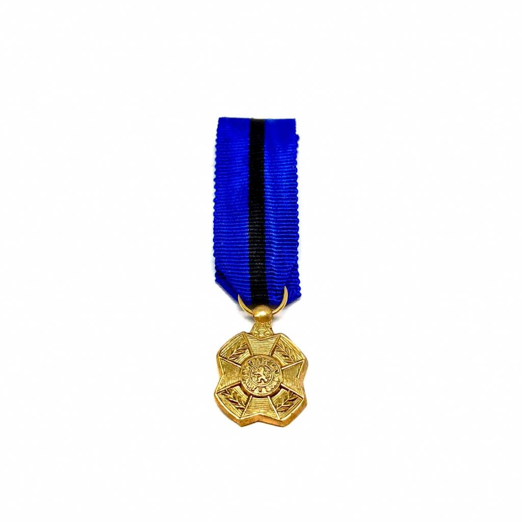 Golden medal of the Order of Leopold II