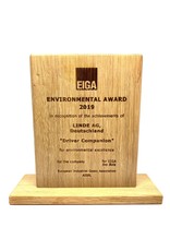 Customized wooden award with laser engraving (150 x 120 x 20 mm)