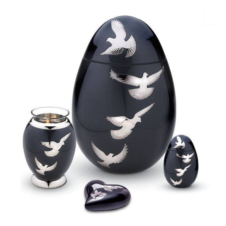 Hu 270 Brass Urn Nirvana Adieu Funeral Products B V