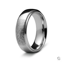 RF 05.6 Ring glänzend mit Fingerabdruck