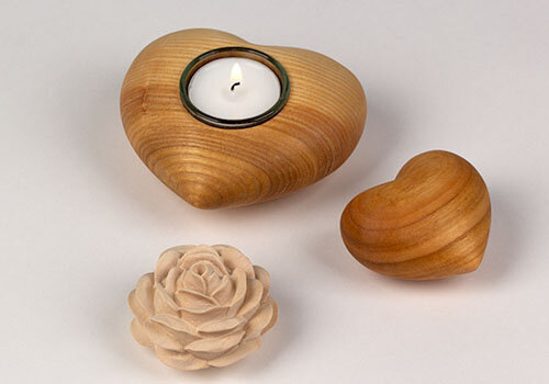 Wooden urns