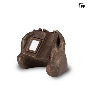 Geert Kunen  UGK 105 A Urna de cerámica bronce