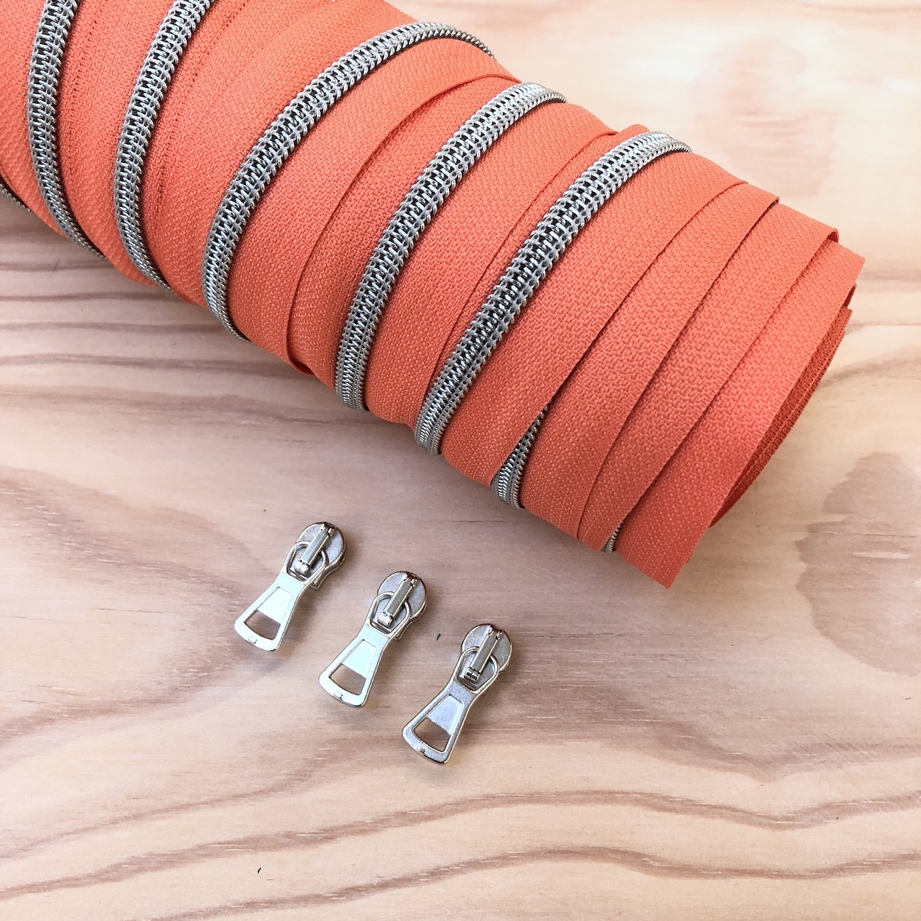 Studio Olive - Rits op rol - Koraal/zilver - Studio Olive