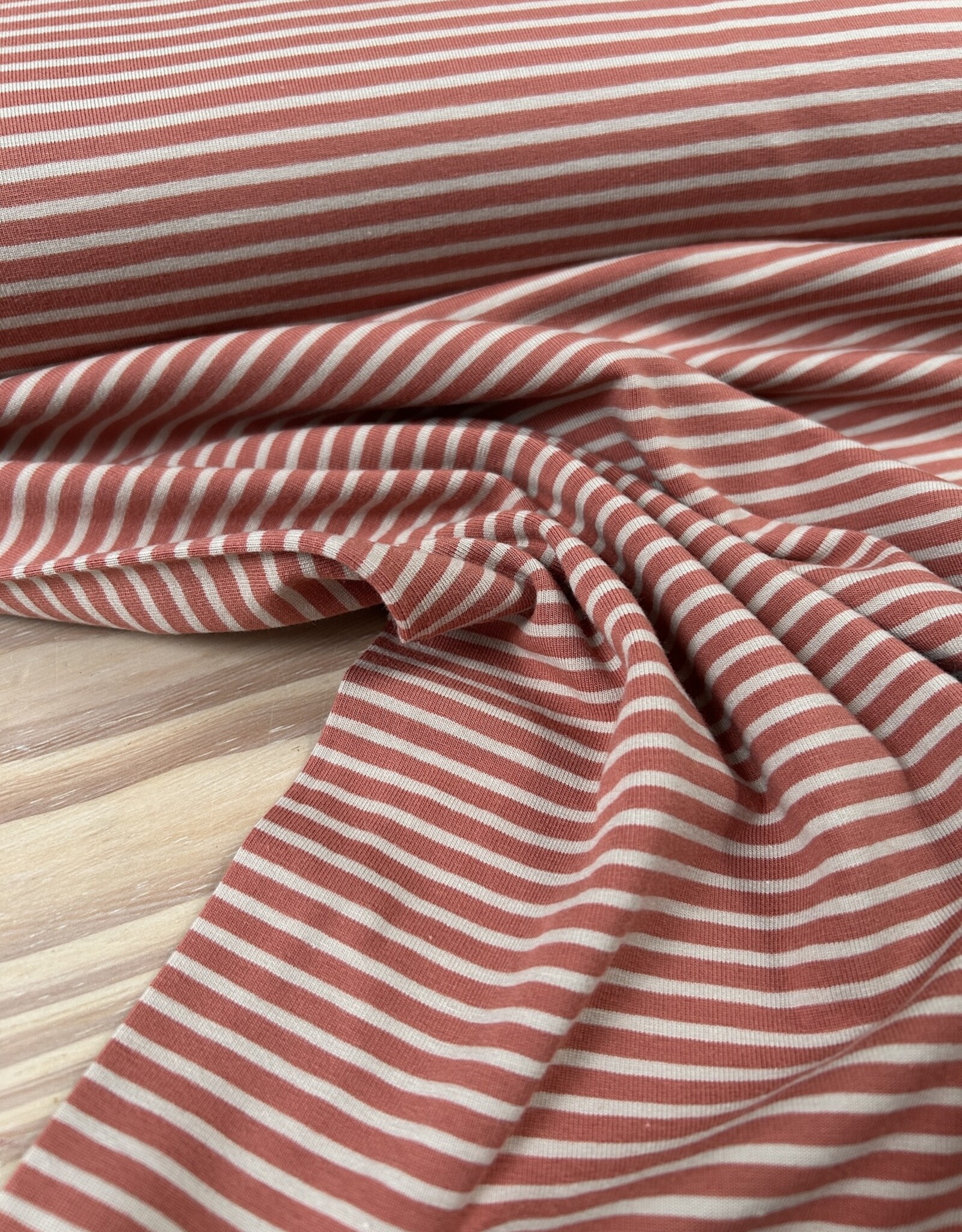 Tricot - Streepjes - Marsala