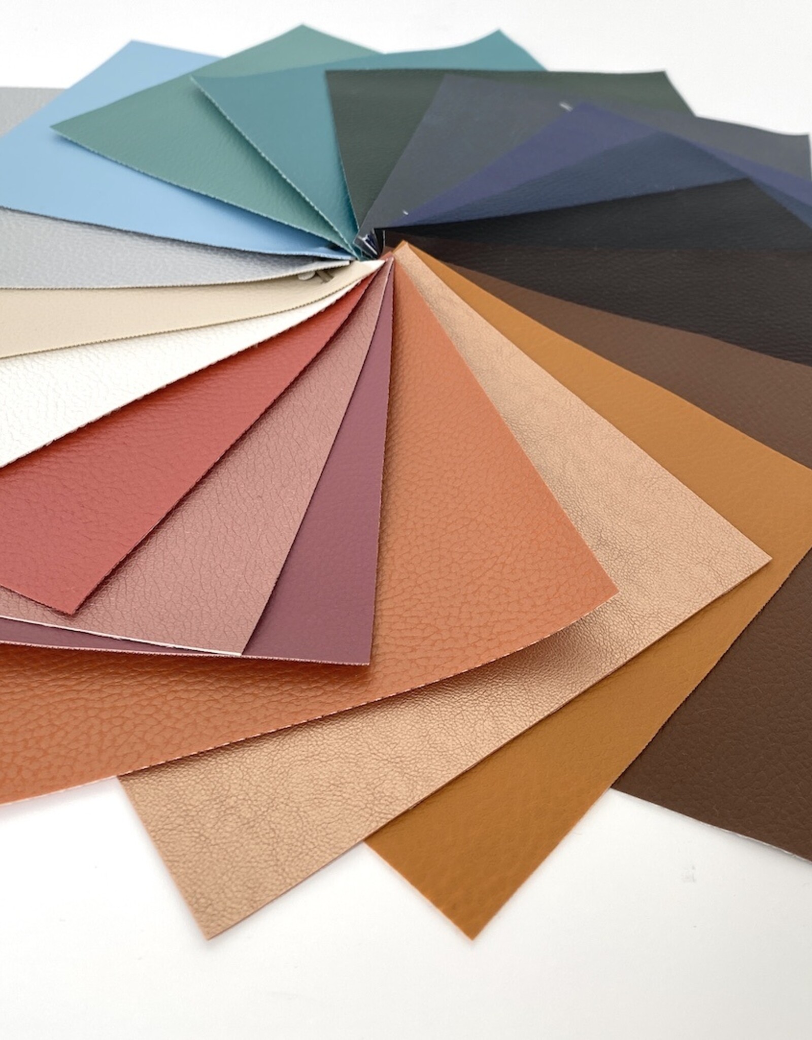 Kunstleer - op rol - Shiny Mint