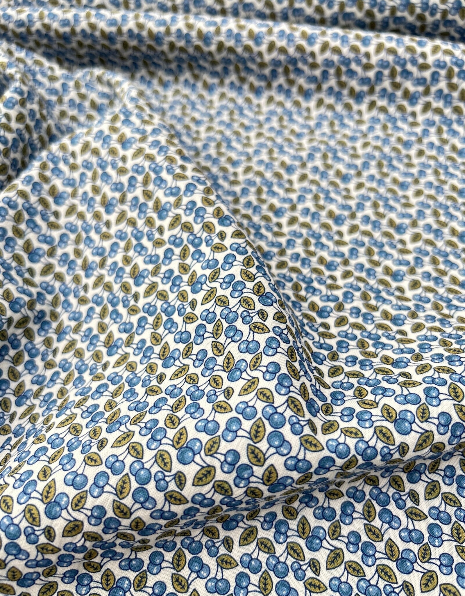 Seersucker - Very Cherry - Blue