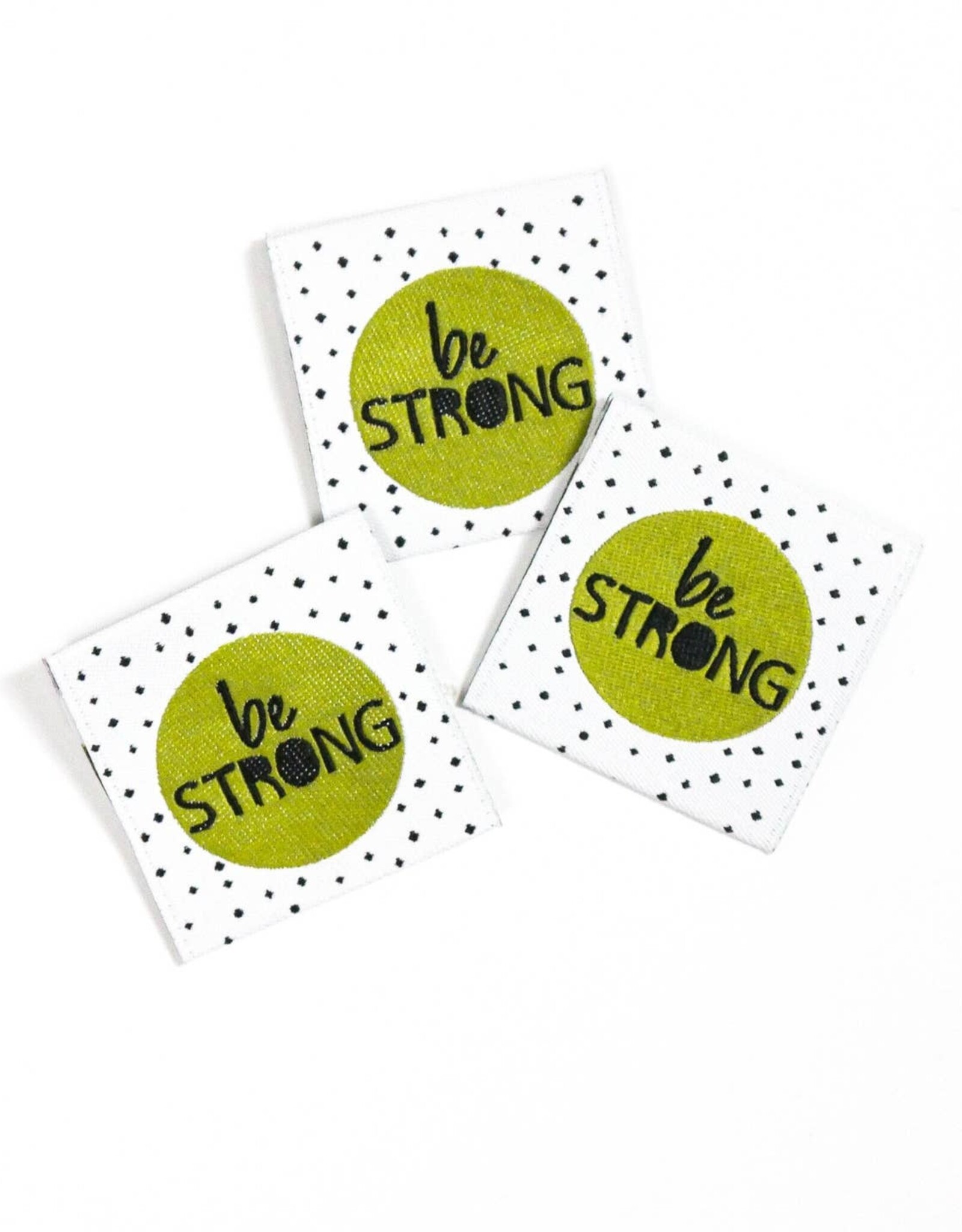 5 Naailabels - Be Strong