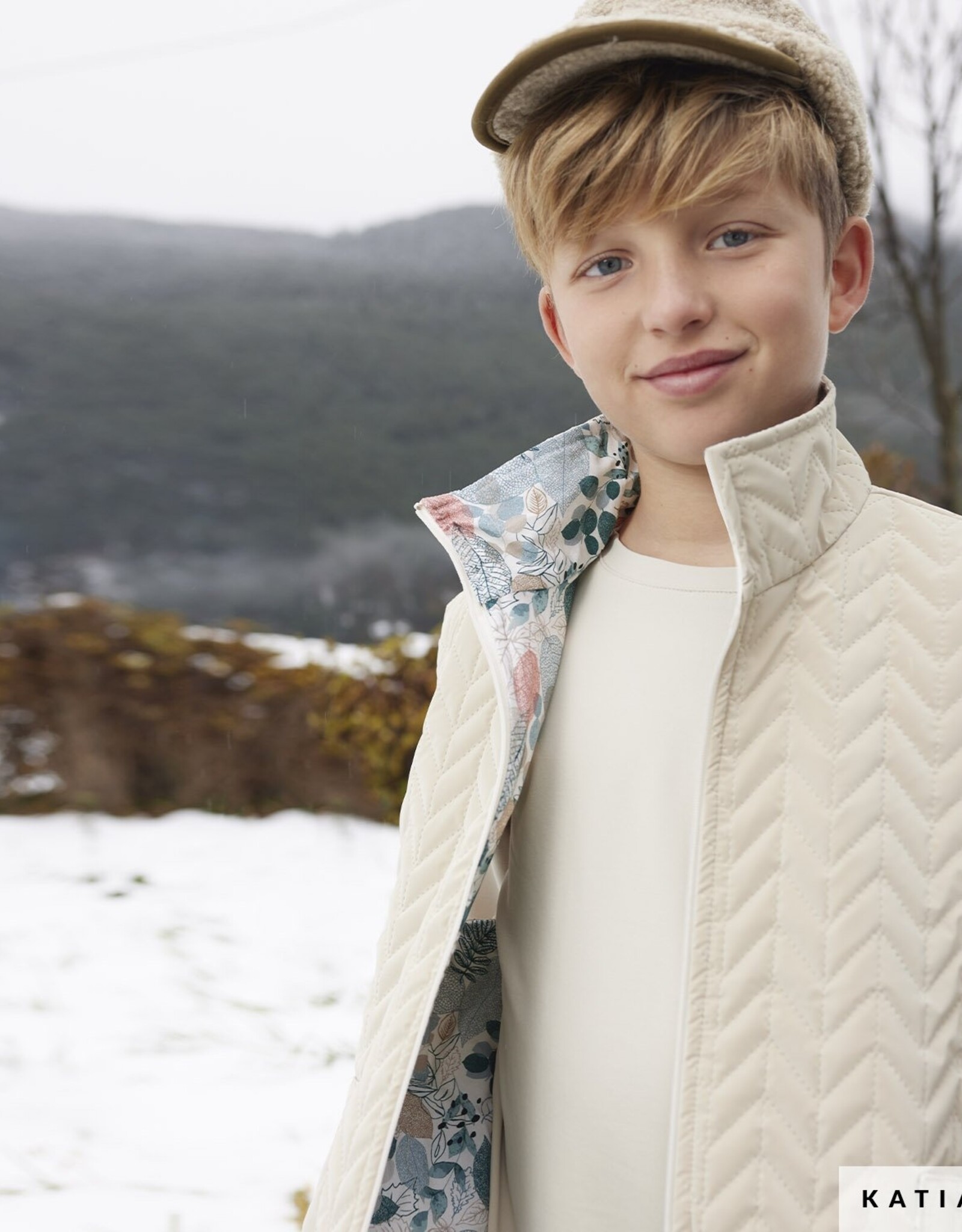 Katia Fabrics Katia Magazine - Unplugged - Winter 2025