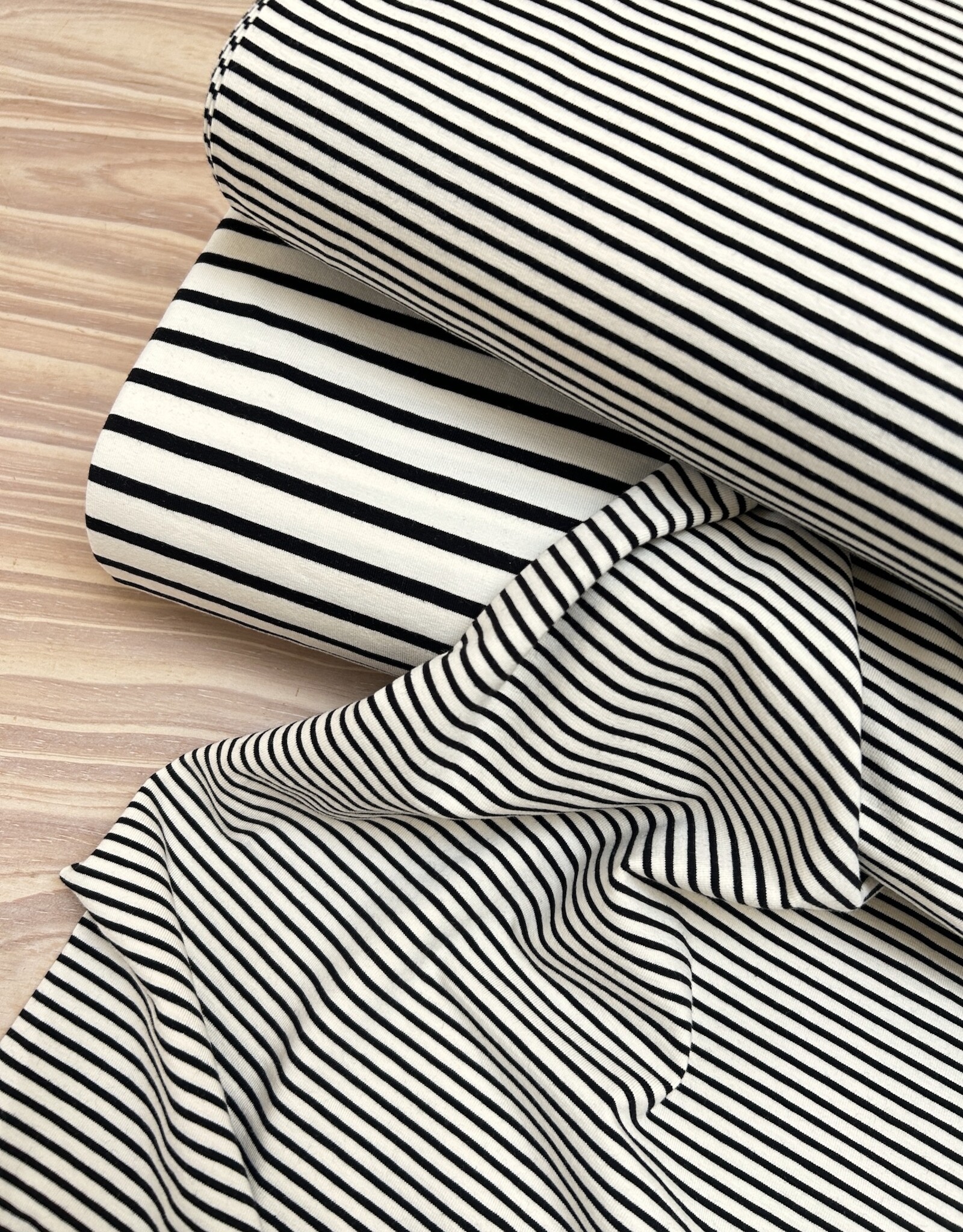 Tricot - Brede Streepjes - Zwart