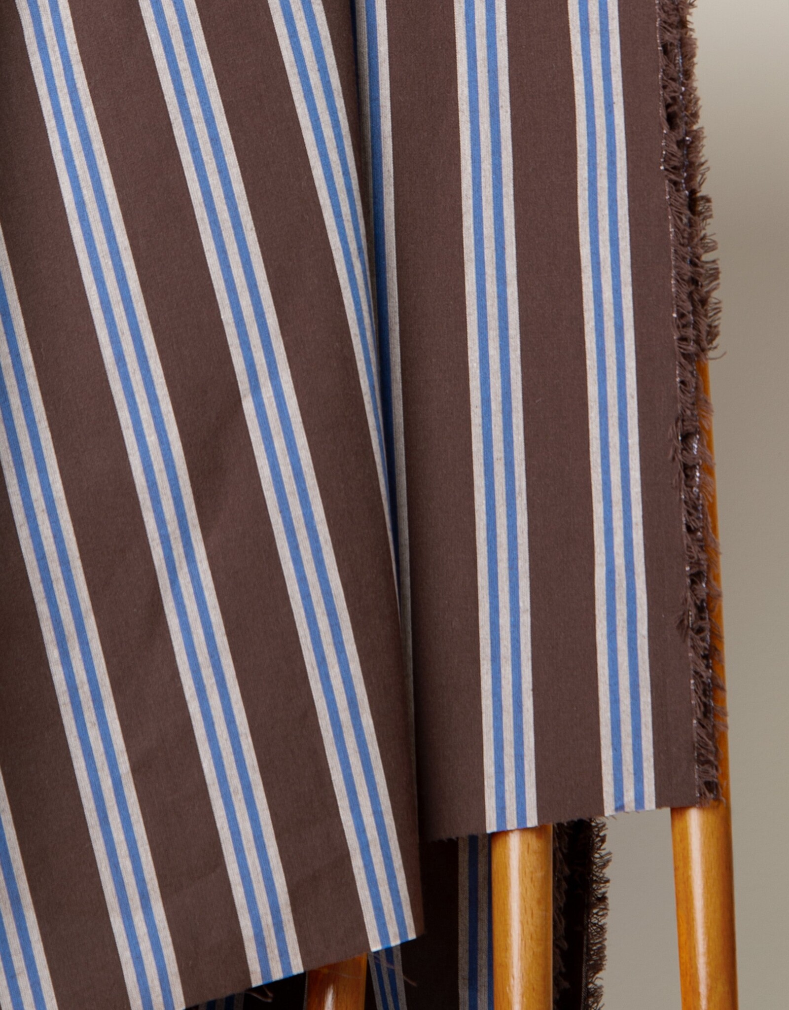 Atelier Brunette Cotton Fabric "Weave Line Oat Chocolate"