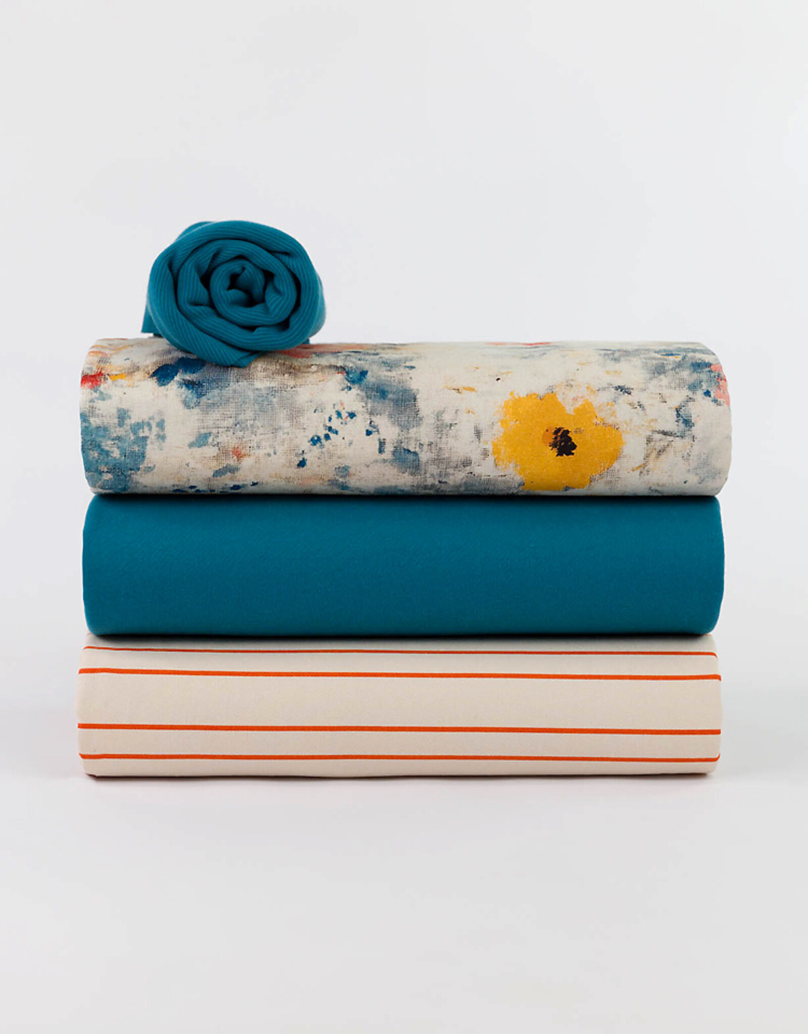 See You at Six Linen Viscose Blend - Roses on Canvas