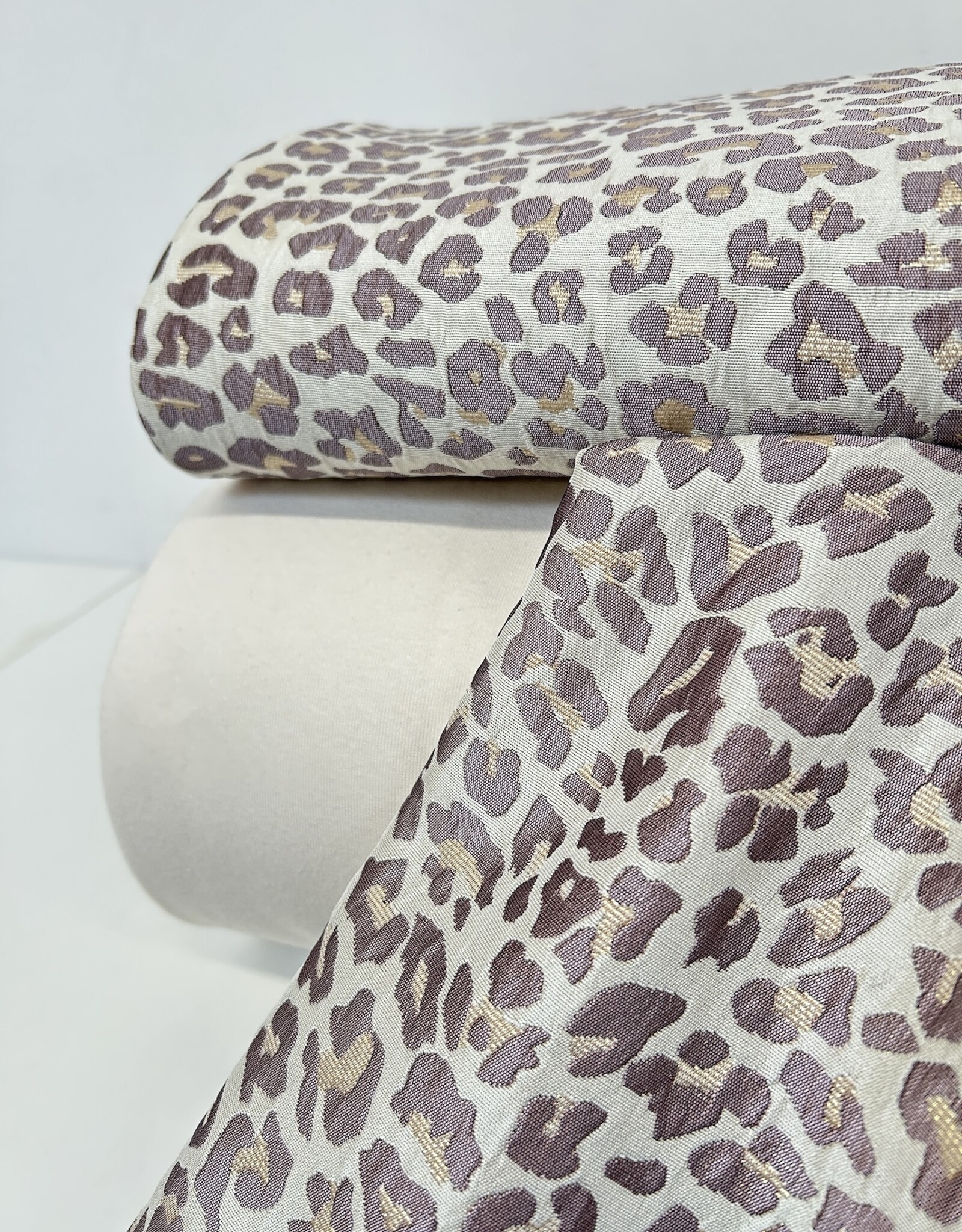 Jacquard - Lilac & Gold - Panther